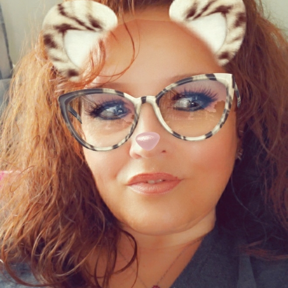 Meet your Posher, Jennifer - Picture 9 of 16